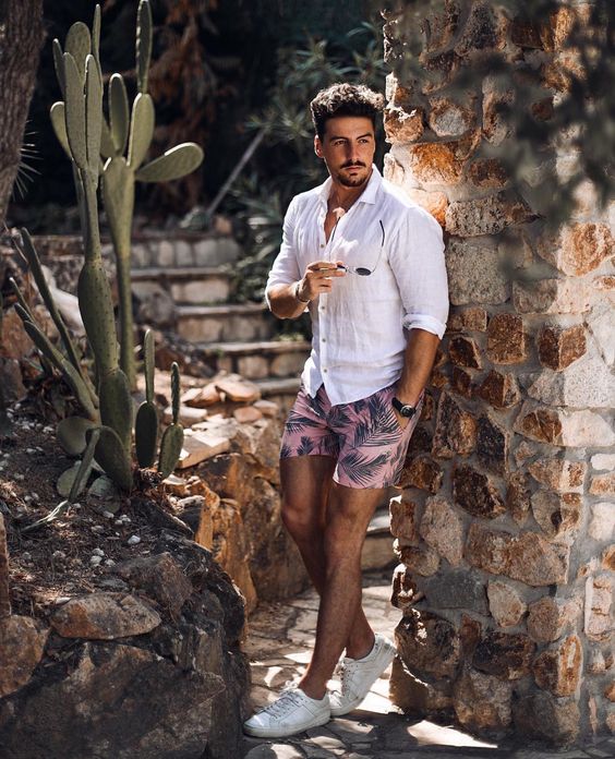 Types and Styles of Men's Shorts, How to Wear