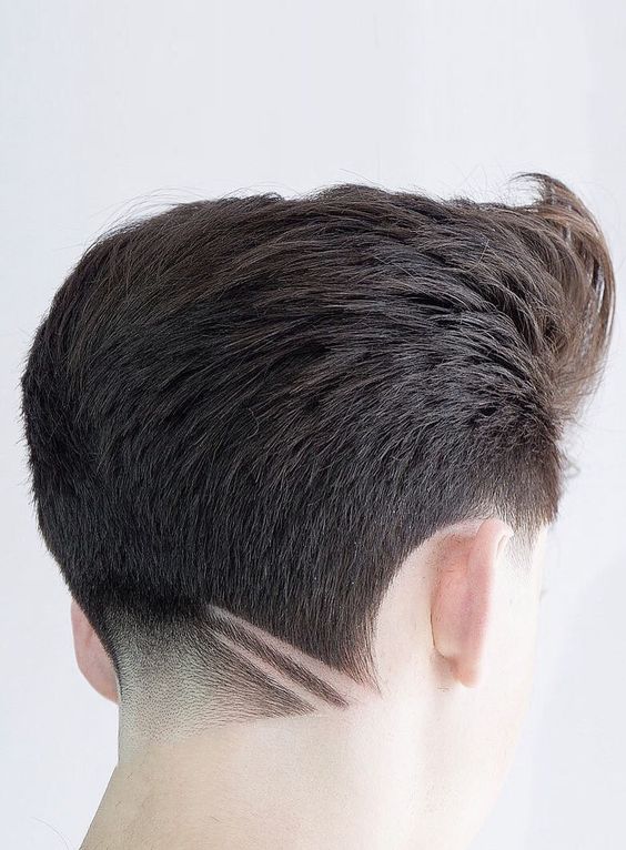 Corte De Cabelo Masculino Com Risco: Tudo Sobre e 22 Inspirações