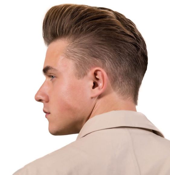 corte de cabelo masculino pompadour