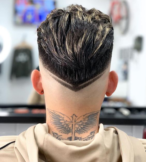 corte de cabelo com v masculino