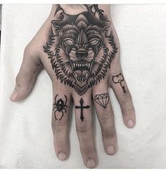 Tatuagens Masculinas na Mão | New Old Man