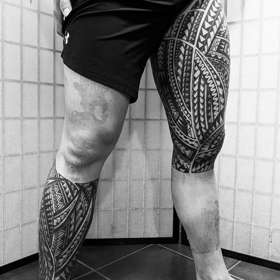 Tatuajes masculinos en la pierna 38