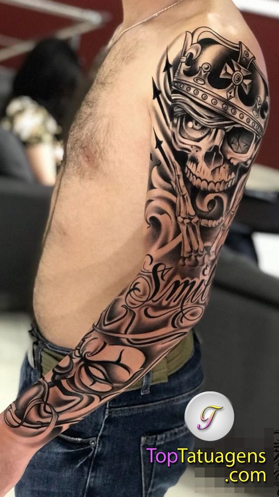 Tatuajes masculinos en el brazo New Old Man