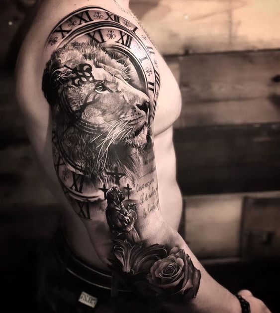 Männliche Schulter Tattoos |  Neuer alter Mann