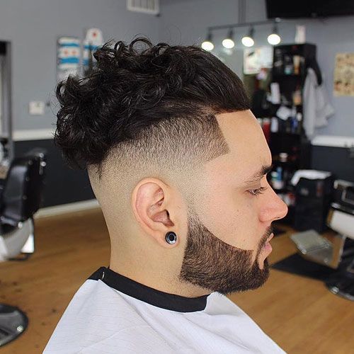 Coupe de cheveux bouclés Slick Back |  Nouveau vieil homme