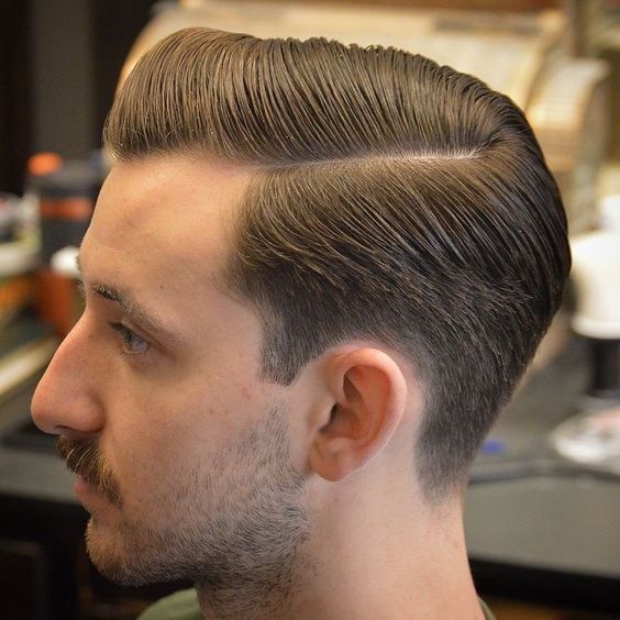 Corte de pelo recto para hombres con parte lateral | Nuevo viejo
