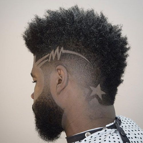 Corte de pelo masculino Frohawk con riesgo 1