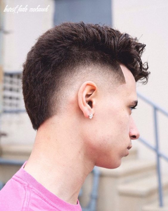 Männliche Burst Fade Haarschnitte für Teenager 1