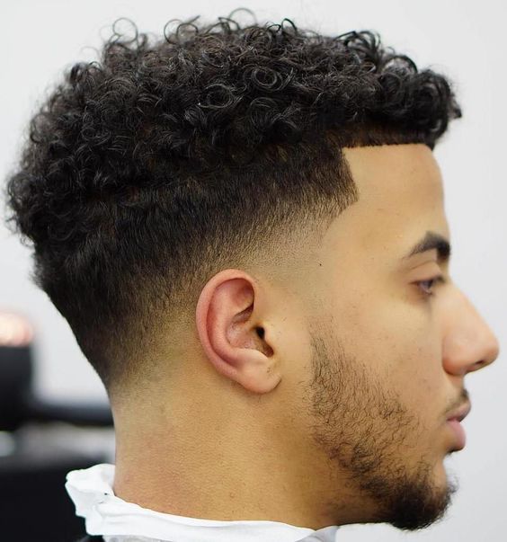 Curly Gradient Men's Haircuts for 2022 6