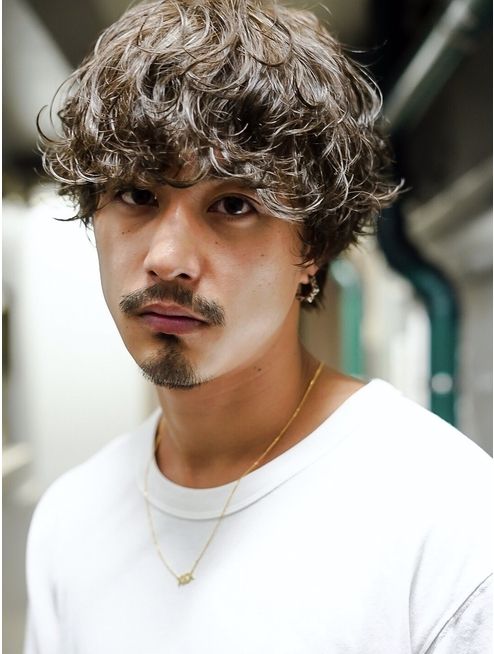 K-Pop Curly Men's Haircuts for 2021 2
