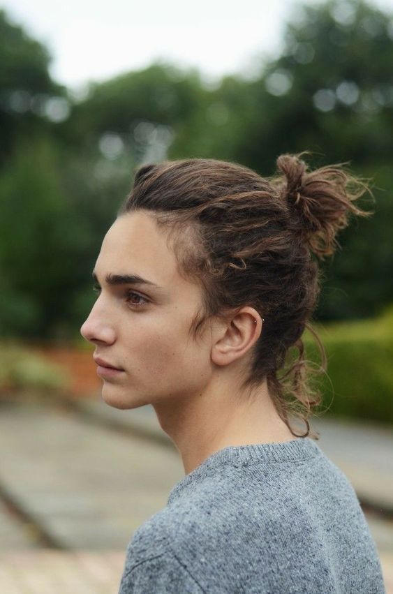 Men's Curly Ponytail Haircuts For 2022 2