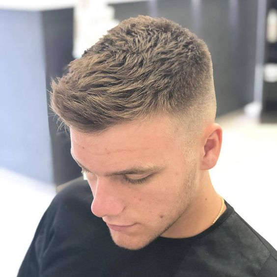 Spring Summer Haircut Men's Haircut with Gradient For 2022 5