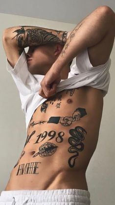 Inspiraciones para tatuajes masculinos 2022 4