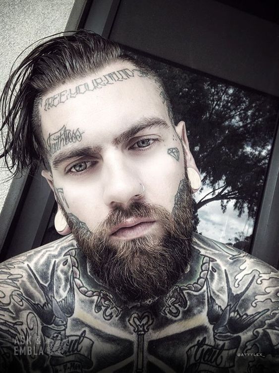 Men's Face Tattoos: +40 Inspirations
