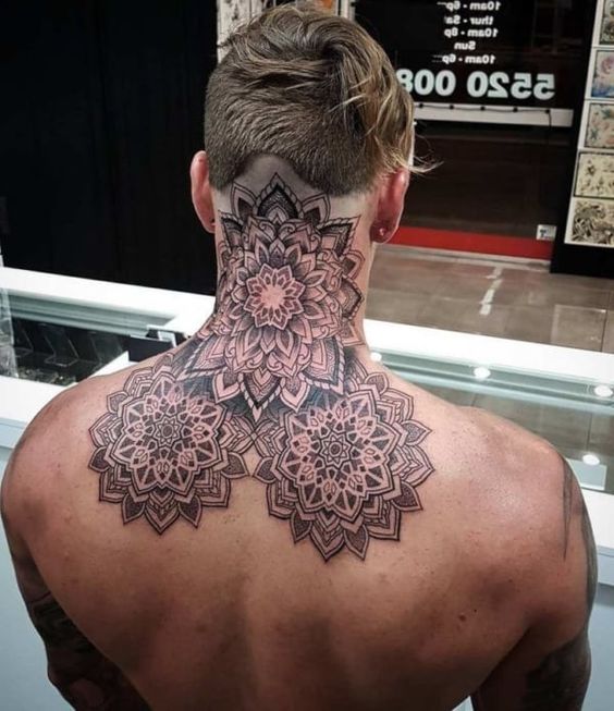 Men's Tattoos on the Back of the Neck 1