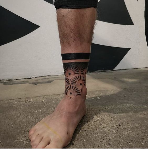 Knöchel-Tattoos für Männer