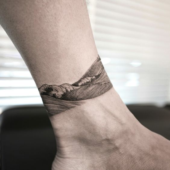 Men's Ankle Tattoos: +40 Inspirations