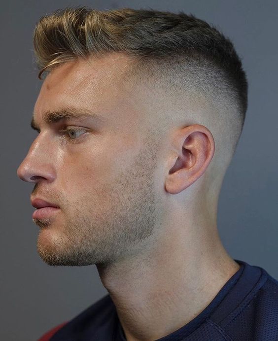 The Modern Low Fade Hairstyle For Men in 2023 | Very short hair men, Men  fade haircut short, Mens haircuts short