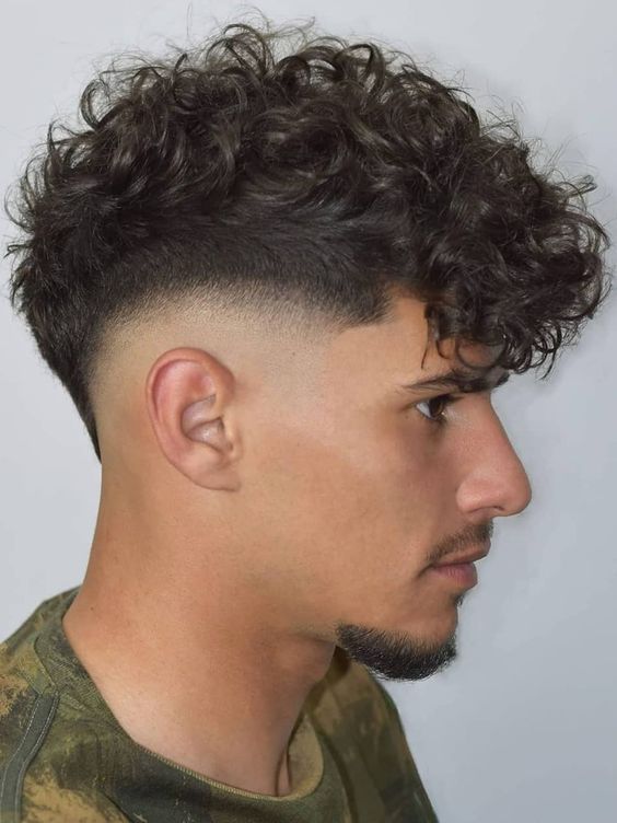 FAUX HAWX Wellenförmige lockige Haarschnitte für Männer
