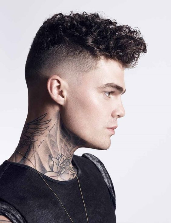 Coupe de cheveux pour hommes QUIFF