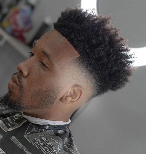 Cortes para hombre Curly High Top Fade Modern