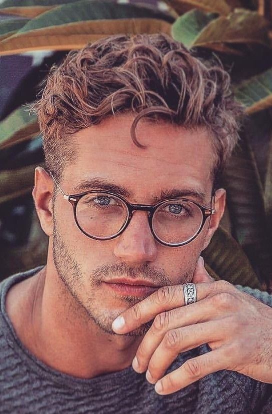 Coupes de cheveux pour hommes Casual Cheveux en désordre