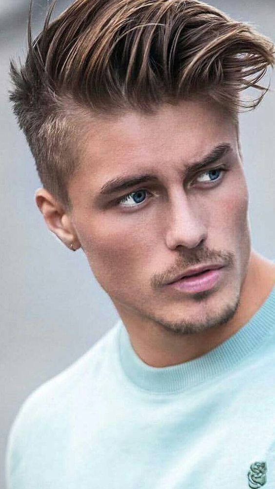 Coupes de cheveux pour hommes Undercut déconnecté