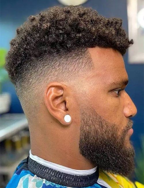 Cortes de pelo modernos para hombres con alto desvanecimiento