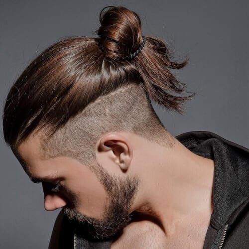 Coupes de cheveux longues pour hommes Coupe de queue de cheval samouraï