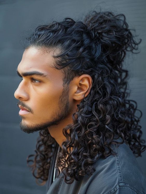 Coupes de cheveux pour hommes gros ondulés