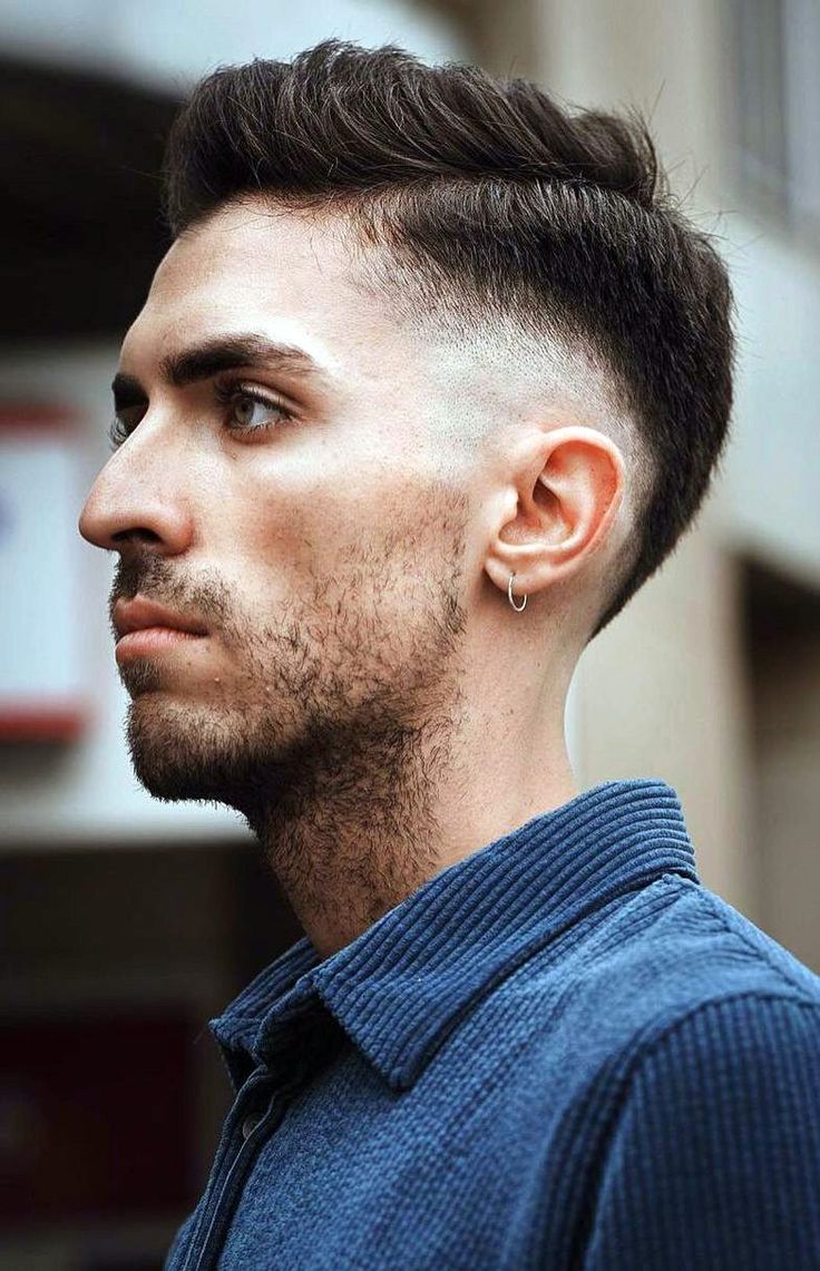 Classic Taper Fade Men's Haircuts