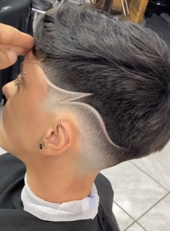 Men's Fade Haircuts with Razor Edges