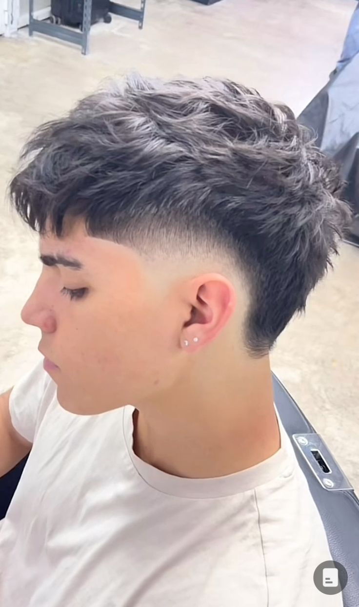 Cortes de Cabelo Masculino Moicano 