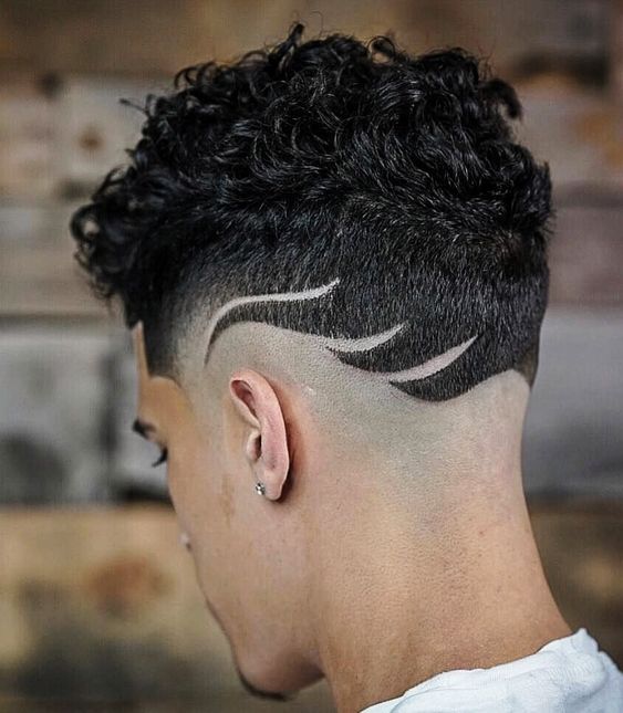 Textured Men's Haircuts with Razor Edges