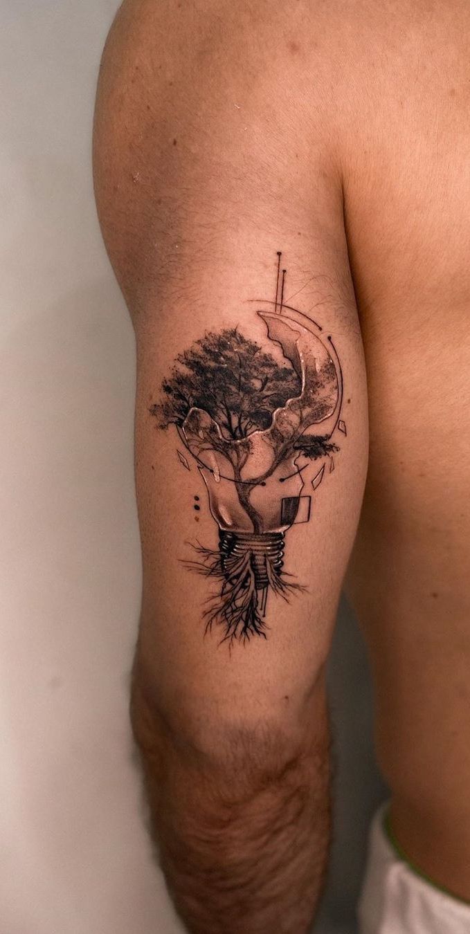 TENDÊNCIAS E INSPIRAÇÕES PARA TATUAGEM MASCULINA EM 2025