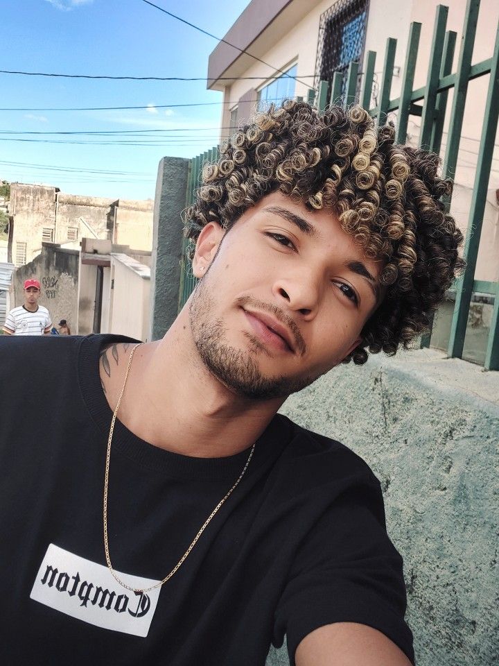 Cabelo Masculino Com Luzes