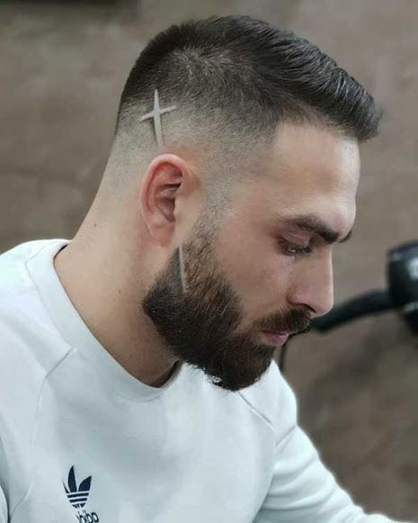 Corte Masculino Com Risco