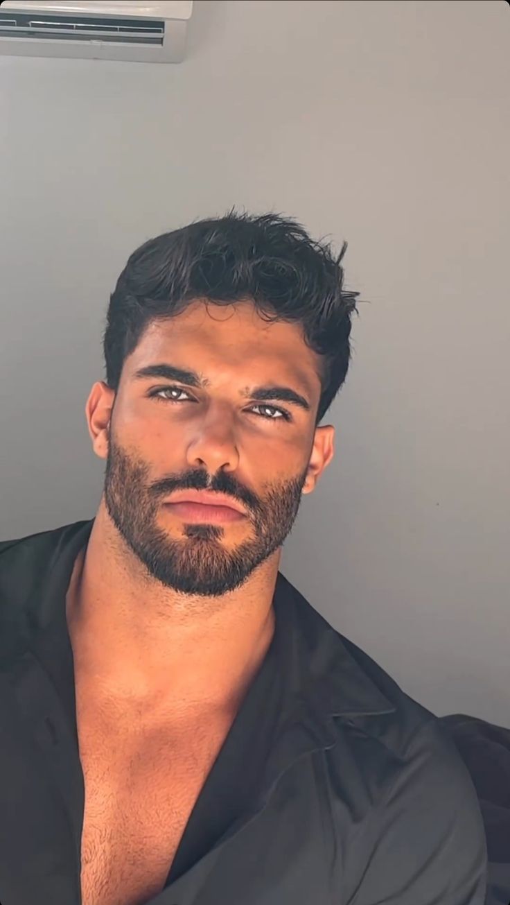 Barba Estilo Espanhola