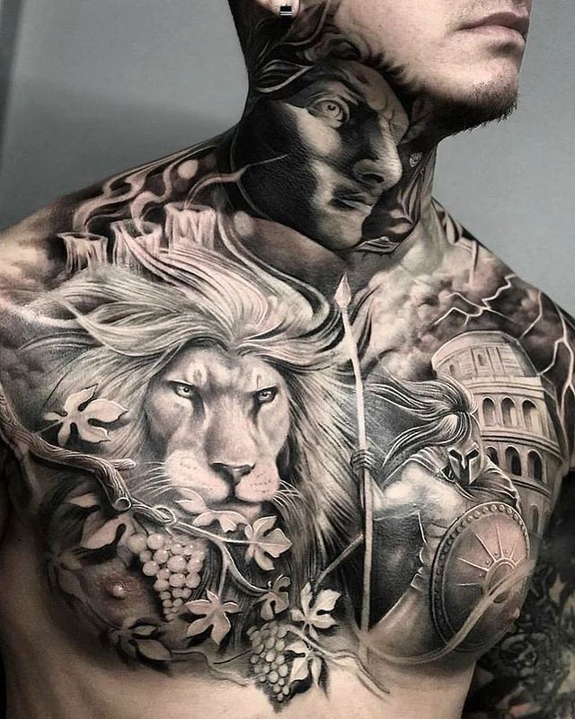 Tatuagem no Peito Masculino