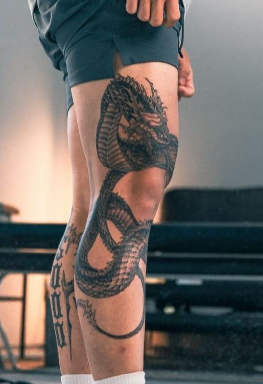 Tatuagem Masculina na Coxa