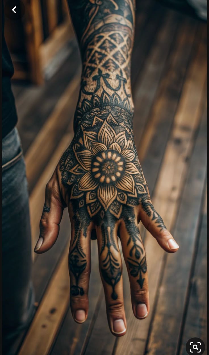 Tatuagem na Mão Masculino