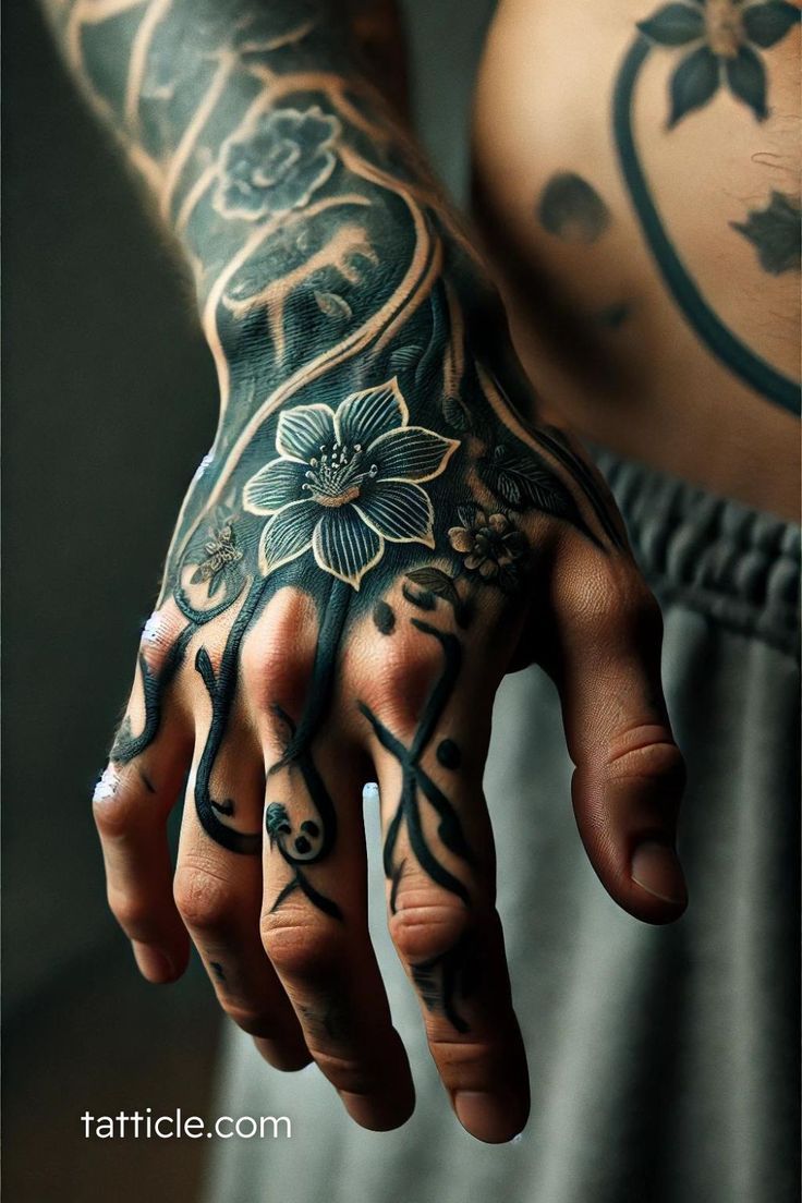Tatuagem na Mão Masculino