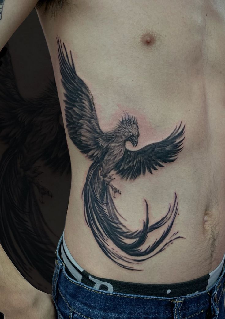 Tatuagem Masculina na Costela