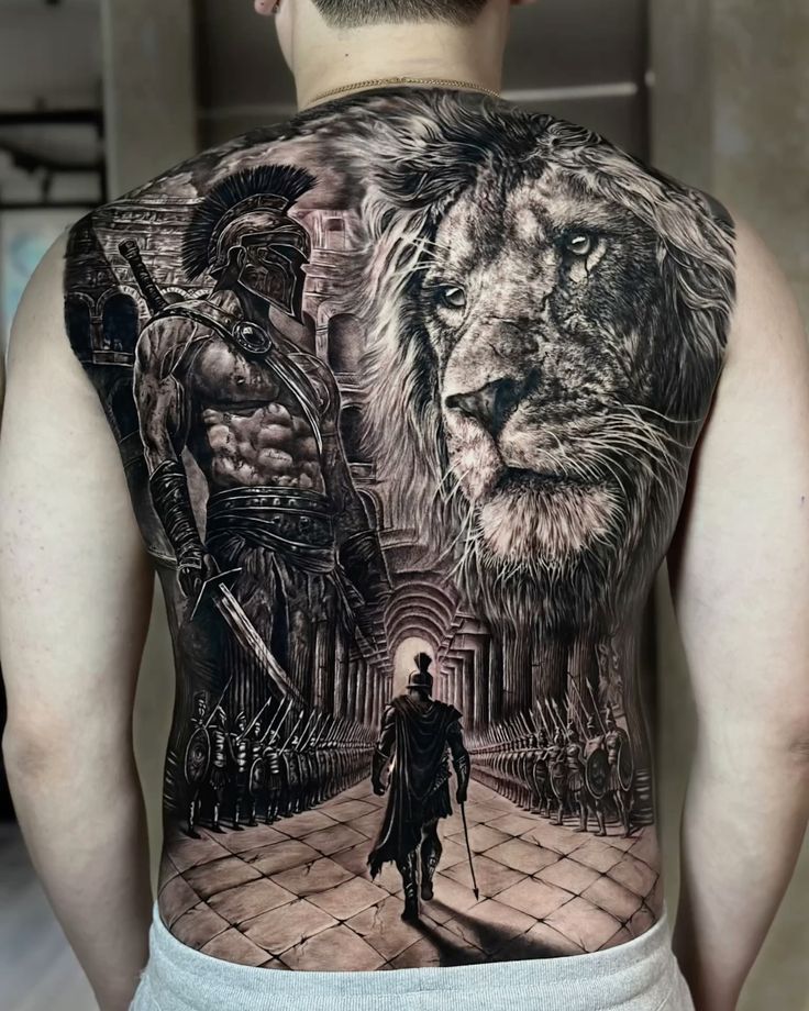 Tatuagem Masculina nas Costas