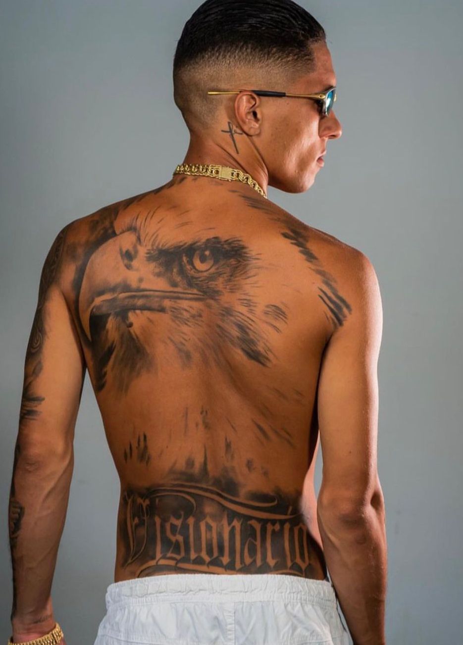 Tatuagem Masculina nas Costas