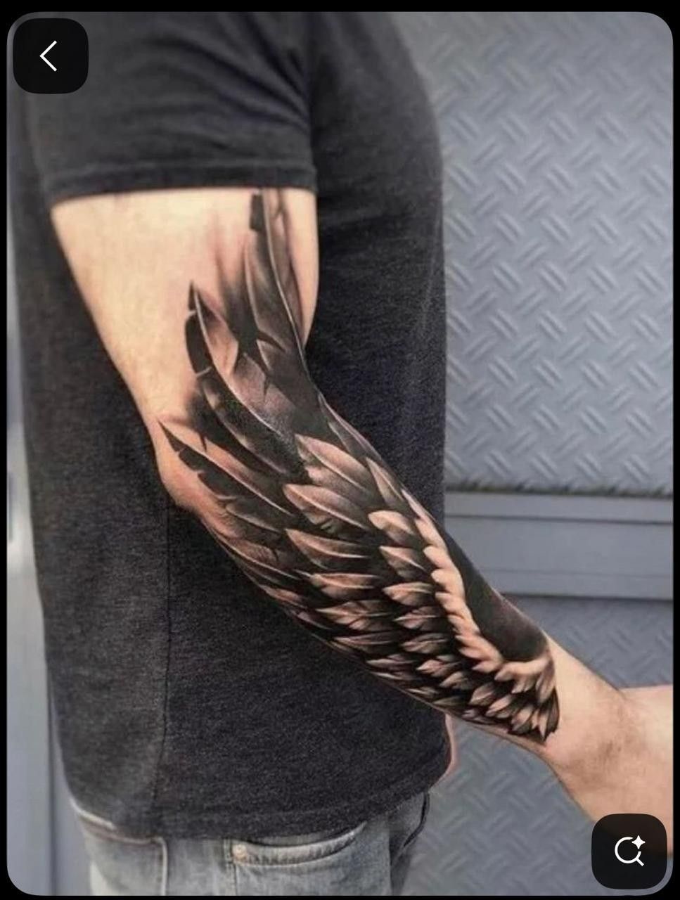 Tatuagem Masculina no Antebraço