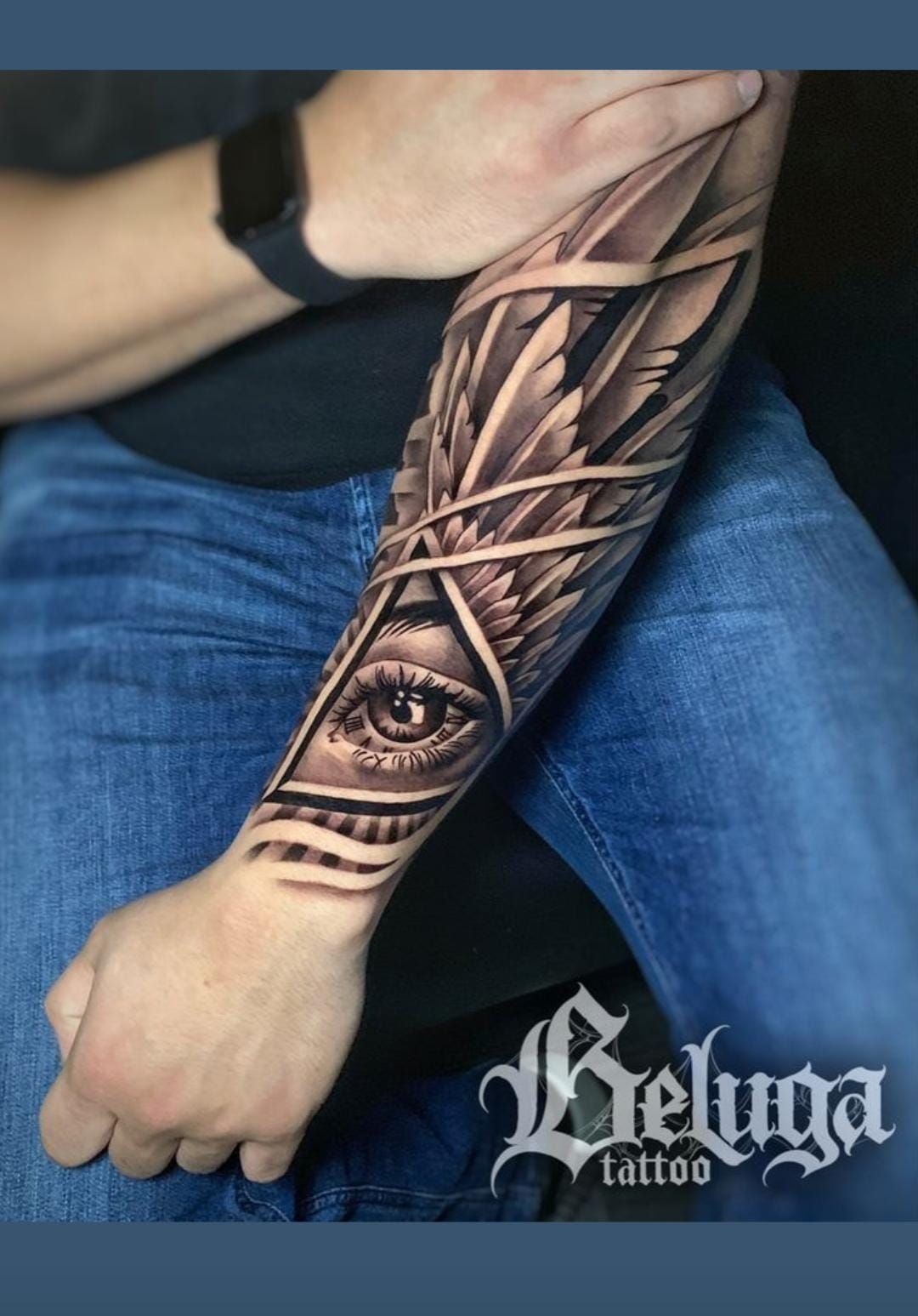 Tatuagem Masculina no Antebraço