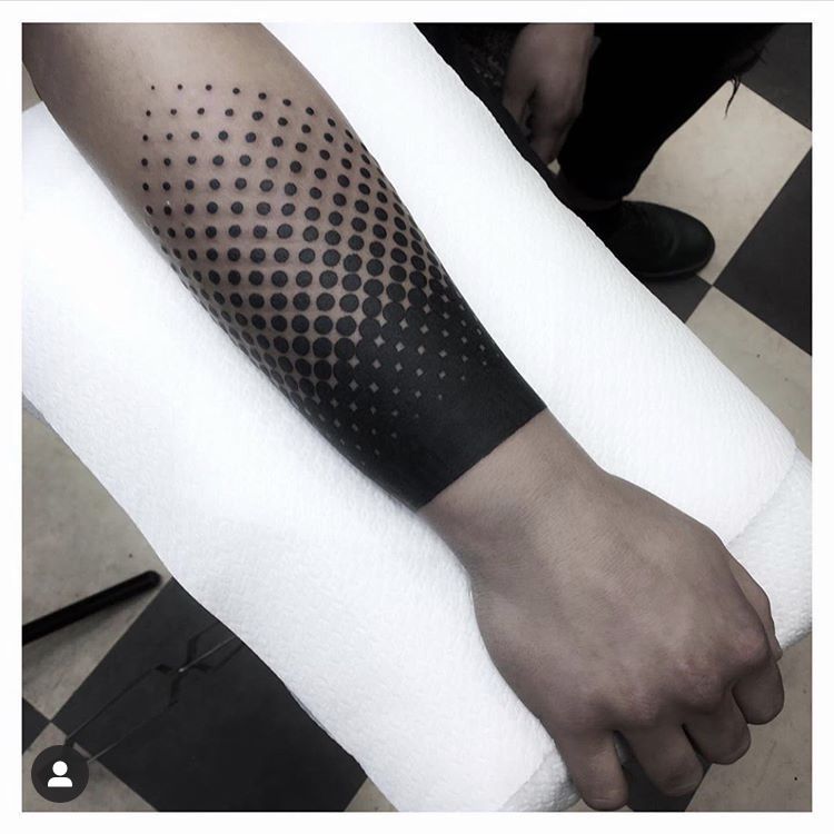 Tatuagem Masculina no Antebraço