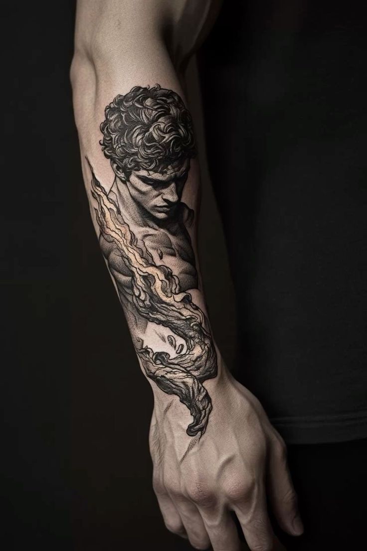 Tatuagem Masculina no Antebraço