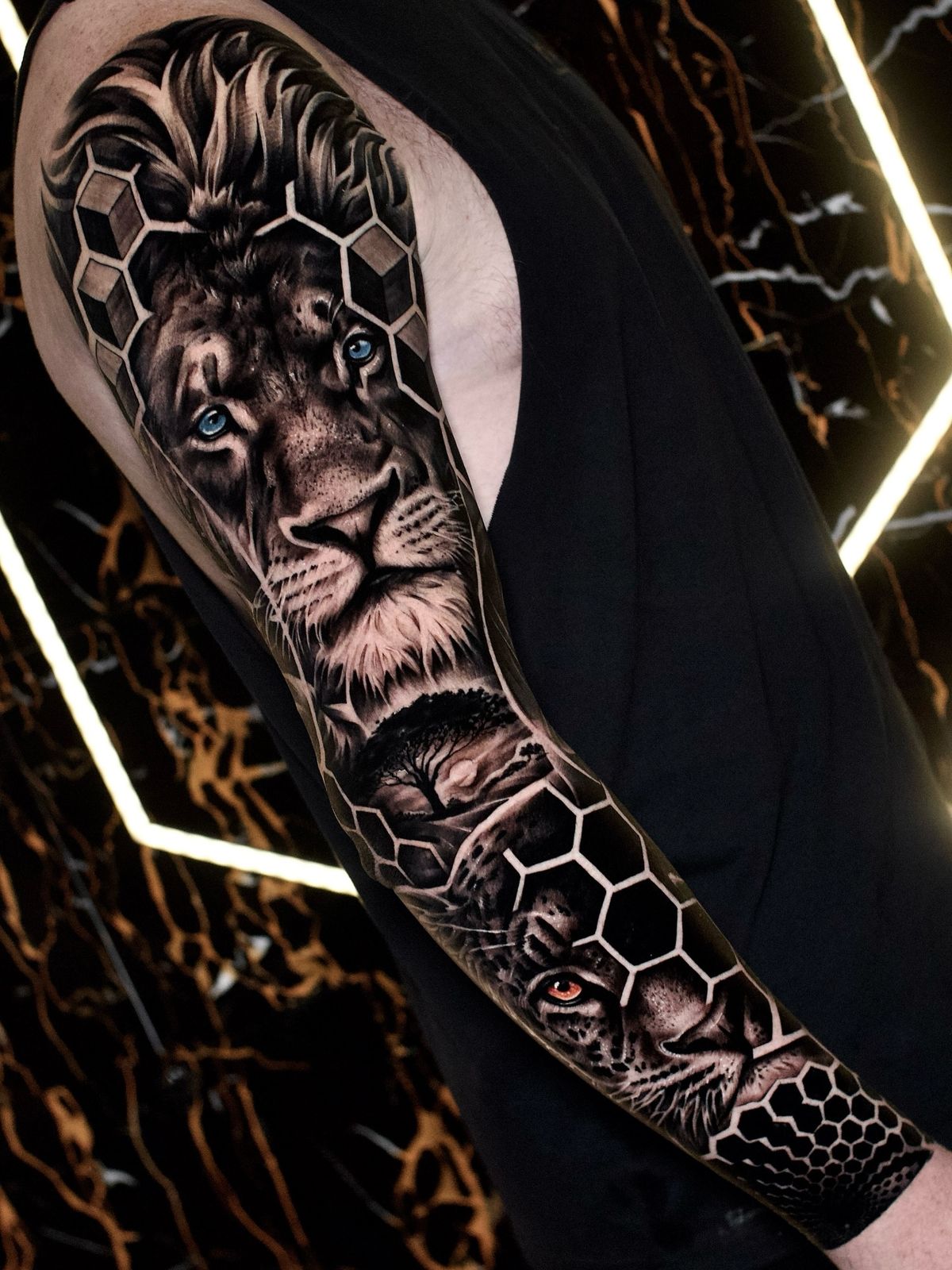 Tatuagem Masculina nos Braços